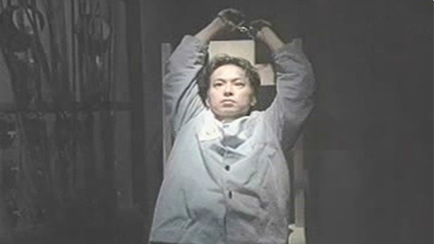 【宇哥】20年前细思恐极的悬疑片,至今仍是未解之谜!《世界奇妙物语:门的另一边》